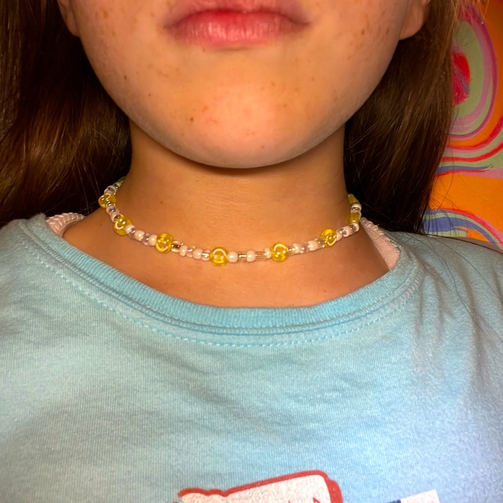 Yellow white include beaded necklace/choker has yellow smiley faces💛🌻